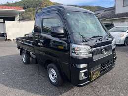 しっかり積める荷台長。脚立などの長尺物も積め、幅広い仕事に使えます。　キャビンを拡大しながらも、1,650mm（カタログ値）の十分な荷台長を確保。