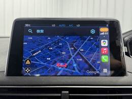 【ハーフレザーシート】ならではの高級感あふれる装備。見た目の高級感とより上質な座り心地をお楽しみください。