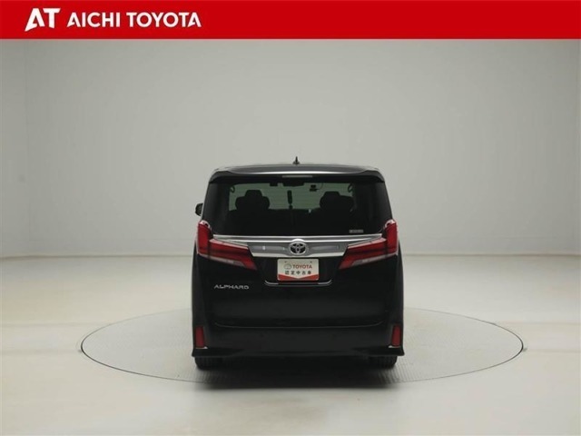 『TOYOTA認定中古車』は「まるごとクリーニング」で綺麗な内外装、「車両検査証」はプロによるチェック、買ってからも安心の「ロングラン保証」、3つの安心安全を標準装備したトヨタのブランドU-Carです