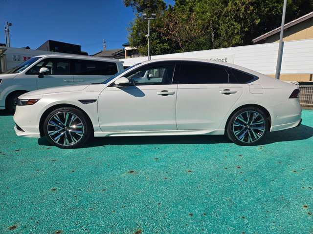 フェンダーガーニッシュも装着しております。