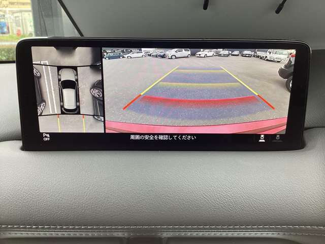 「360°ビュー・モニター」では、フロント、サイド(左右)、リアの4つの高感度カメラによって、狭い場所での駐車や狭い道でのすれ違い、T字路への進入時などの危険認知をサポートします。
