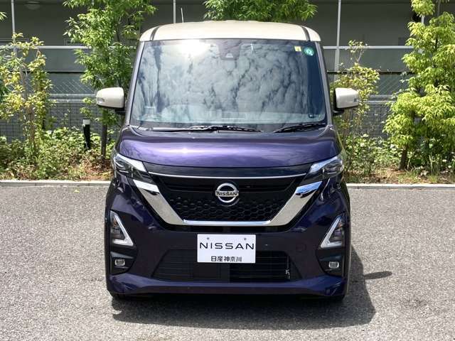 こちらの掲載車両の取扱い、日産神奈川Carスクエア湘南台が窓口となります。日本全国登録→ご自宅へ納車(弊社指定陸送会社による納車※一部離島不可)または私共店舗での受渡し納車、いずれかで承っております、
