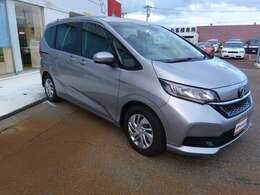 安心とく10パック★納車前にOIL・バッテリー・ワイパー交換！その他LEDミニライト・パンク修理剤・工具セット・ブースターケーブル・作業手袋を付属！さらに消臭抗菌施工を致します♪気になる方はスタッフ迄