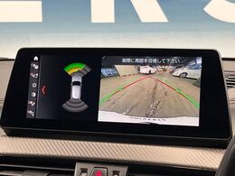 ●ガイドライン付きバックカメラ：不安な駐車もこれで安心！ガイドライン付きなので狭い箇所での駐車もラクラクです！
