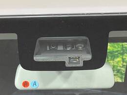 【スズキ　セーフティサポート】走行中に前方の車両等を認識し、衝突しそうな時は警報とブレーキで衝突回避と被害軽減をアシスト。より安全にドライブをお楽しみいただけます。