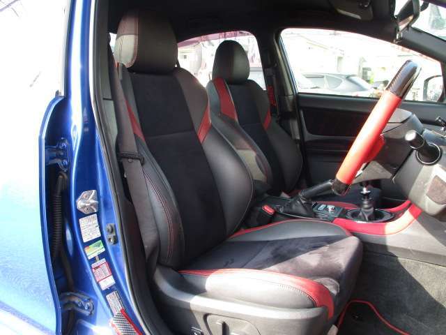 ルームクリーニング済みの車内はとてもキレイです☆ご納車前に再度ルームクリーニングを施工いたします☆