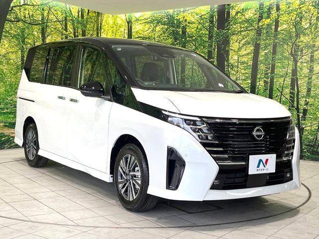 大好評のボディコーティング「弾スプラッシュコート」もご納車までに施工可能。通常のガラスコートと異なる、耐久年数6年の無機質ガラスコーティングが、ボディをキレイな状態に保ってくれます。