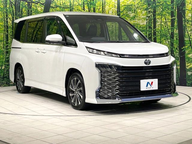 大好評のボディコーティング「弾スプラッシュコート」もご納車までに施工可能。通常のガラスコートと異なる、耐久年数6年の無機質ガラスコーティングが、ボディをキレイな状態に保ってくれます。