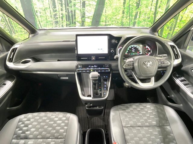 グループ総在庫数約30，000台！！全国の系列店からメーカー・車種問わずご紹介出来るので、あなたにピッタリのお車が見つかるはずです♪まずはお問い合わせ下さい☆