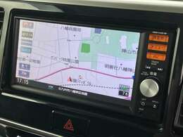 【純正ナビ】専用設計で車内の雰囲気にマッチしたナビが装備されています！利用時のマップ表示は見やすく、いつものドライブがグッと楽しくなります！