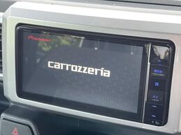 【純正ナビ】人気の純正ナビを装備。オーディオ機能も充実しており、Bluetooth接続すればお持ちのスマホやMP3プレイヤーの音楽を再生可能！毎日の運転がさらに楽しくなります！！