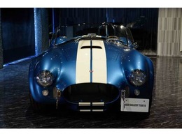 SUPERFORMANCE MKIIIは、シェルビーアメリン社のライセンスを得て、米国において販売されてきた安定感のあるモデルです。3年走行無制限の保証付き販売となります。
