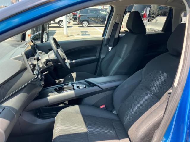 「この車の写真をもっと見たい」「状態が気になる」「この装備はついている？」どんな小さな疑問でもお気軽にお問い合わせください！