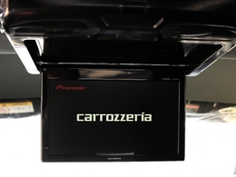 カロッツェリア製フリップダウンモニター