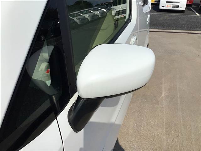 大量仕入＋大量販売【大量一括仕入れによるコスト削減】【大量販売だからできる薄利多売方式】【効率的なシステム化で最少人数のスタッフで運営し人件費低減】で低価格を実現しました！