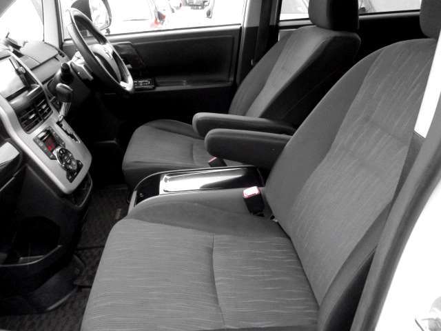 さらにアピスタでは、納車日から『15ヵ月、走行無制限』の「アピスタ保証」をお付けして安心、快適なカーライフをサポートいたします。