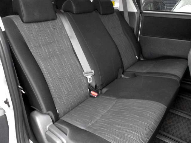 さらにアピスタでは、納車日から『15ヵ月、走行無制限』の「アピスタ保証」をお付けして安心、快適なカーライフをサポートいたします。