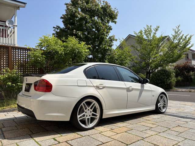 当時のBMWキャッチコピーは、駆け抜ける喜び！！