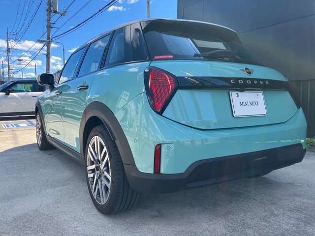 MINI正規ディーラー取り扱い　MINI認定中古車　MINI　NEXT甲府お車の詳細や展示状況は055-236-3252もしくはフリーダイヤル0078-6002-322544までお気軽にお問合せ下さい。http://www.kofu.mini.jp/dealer/kofu/