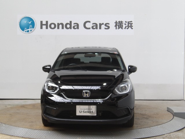 Honda認定中古車はU-Select保証1年付きで、有料で最長5年まで延長可能です。またU-Select　Premium保証の中古車は無料保証2年付きで、有料で最長5年まで延長可能です。