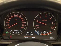 【メーター】BMW、メルセデス、アウディといったドイツのプレミアムブランドをはじめとした、各種輸入車ブランドを同時に比較することができます。