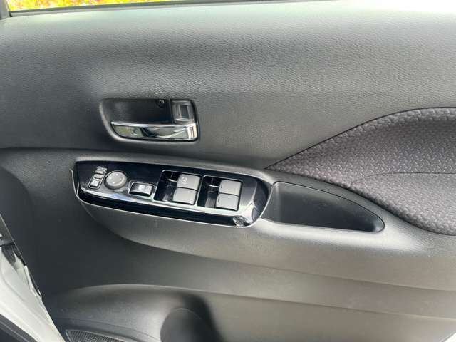 運転席ドア操作部です！