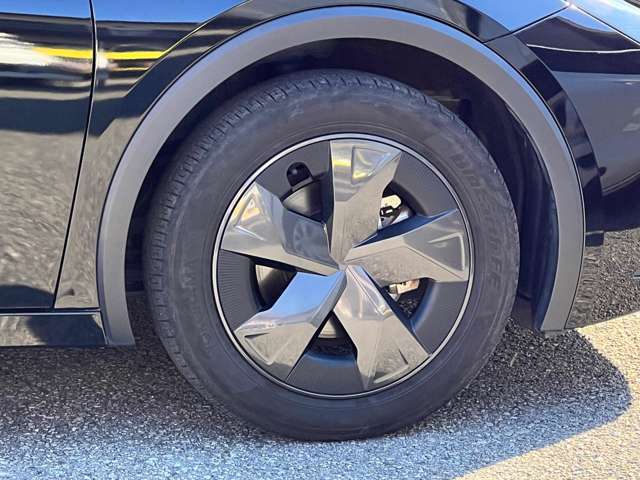 弊社は、お客さまのニーズにお応え出来るよう、豊富な車種を取り揃えております。お乗り換えの際も、是非、よろしくお願いいたします。