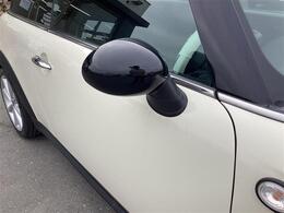 ガリバーグループでは主要メーカー、主要車種をお取り扱いしております。全国約460店舗の在庫の中からお客様にピッタリの一台をご提案します。