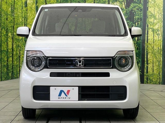 弊社では、全車『修復歴なし』のお車のみ取り扱っております。専任バイヤーによる厳選した仕入れの後、入庫後の車両チェックを行い、ネクステージが認定した高品質な中古車をご提供しております。
