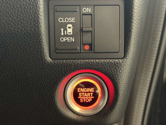 お車の機能や安全装備に関して気になる方は、ぜひ一度ご来店ください！その場でスタッフがご説明可能です！