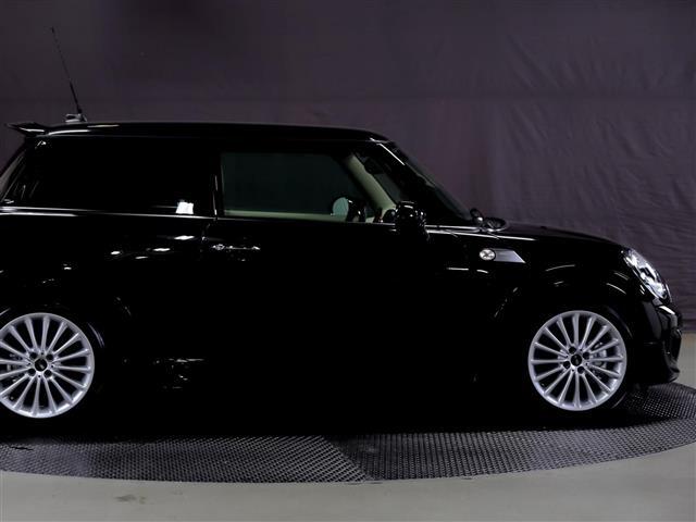 店舗にて現車の確認もいただけますので、お電話で在庫のご確認の上是非ご来店くださいませ！！！