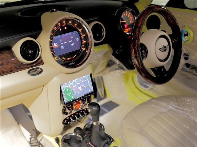 店舗にて現車の確認もいただけますので、お電話で在庫のご確認の上是非ご来店くださいませ！！！