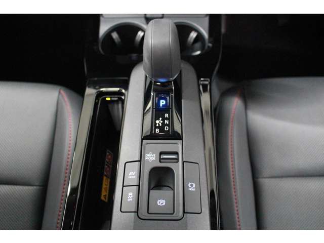 当車両にご希望のメーカーオプションが装備されていない、価格は気に入ってるが車体色が気に入らない、などのお悩みも解決致します★お取り寄せ可能ですので、是非ご相談ください★