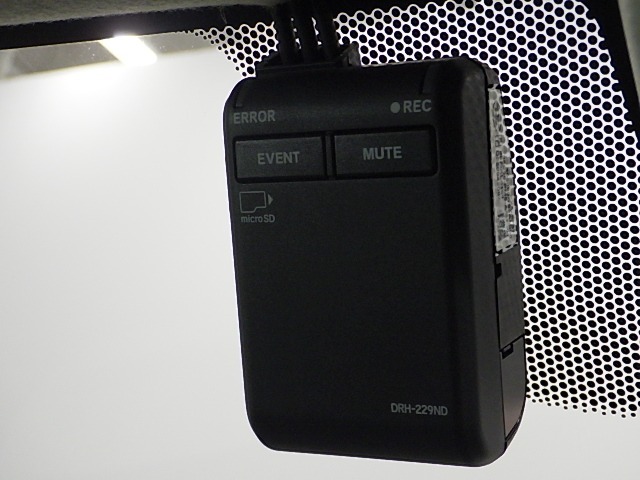 【フロント☆ドライブレコーダー付】※ご使用には記録用マイクロSDカードのご注文が必要となります※現在、一部SDカードが欠品中の機種がございます。ご来店時にスタッフがご説明いたします。