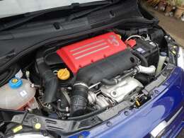 直列4気筒DOHC16バルブICターボ　ATモード付5速シーケンシャルトランスミッション