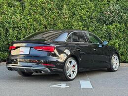 Audiのインテリアはエクステリア同様、優れたデザイン性とクオリティ、そして機能性を兼ね備えております。