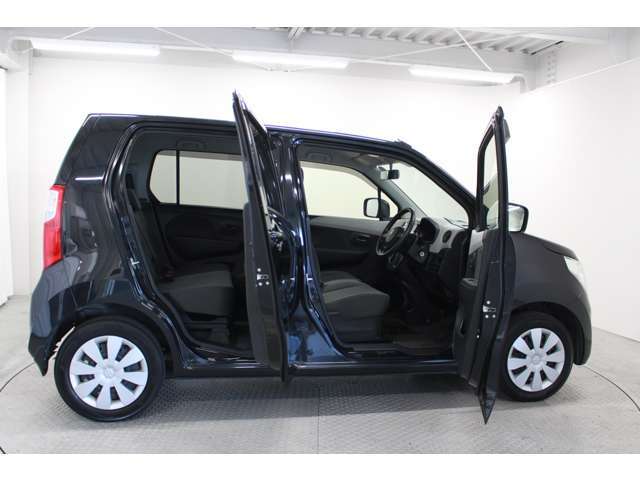 最近ミラー型ドライブレコーダーも流行っています★