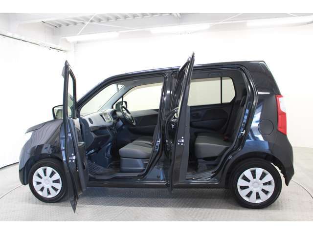 自動車保険の代理店にもなりますので、自動車保険も車の森にお任せください★