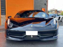 平成22年式（2010y）フェラーリ458イタリアF1DCT！正規ディーラー車！左ハンドル！カーボンドライバーゾーン！LEDカーボンステアリング！黒本革フル電動シート！鍛造F21R22ホイル！