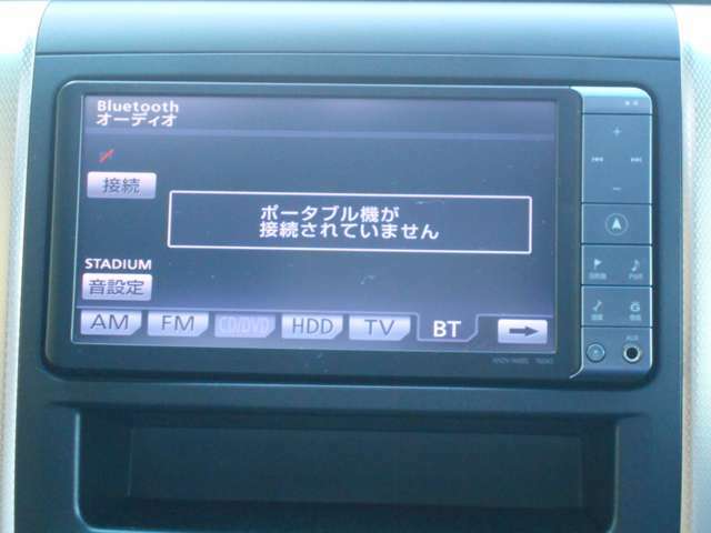 Bluetoothが完備されているので、スマホに内蔵の音楽を車内のスピーカーから聞くことが可能です！