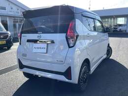 女性の方や初心者の方にも分かりやすくお車のご説明を致します