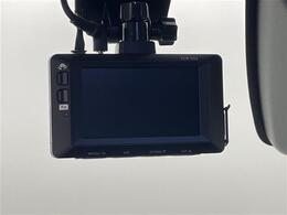 【カーナビ】ナビ利用時のマップ表示は見やすく、いつものドライブがグッと楽しくなります！