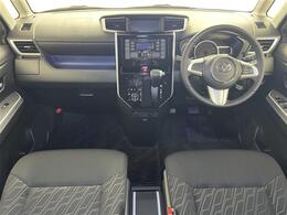 【インパネ全体】全方位で視界が広く、高い目線で運転もしやすいです！