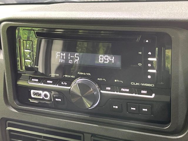 お好きな音楽を車内でお楽しみいただけます♪スピーカー交換・ウーハー追加などの音質向上や、最新ナビ・後席モニター等の取り付けも是非ご相談ください！
