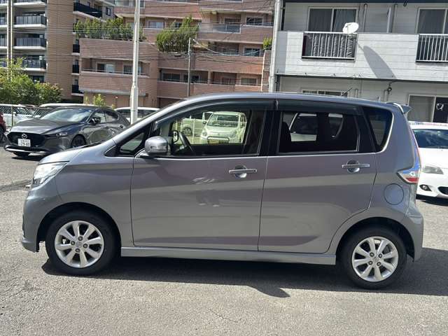 左側面の写真になります。しっかり仕上げしておりますので、綺麗な状態です！まずは問い合わせボタンから、お気軽にお問い合わせください！お得な情報も満載です！フリーダイヤルもご用意しております。