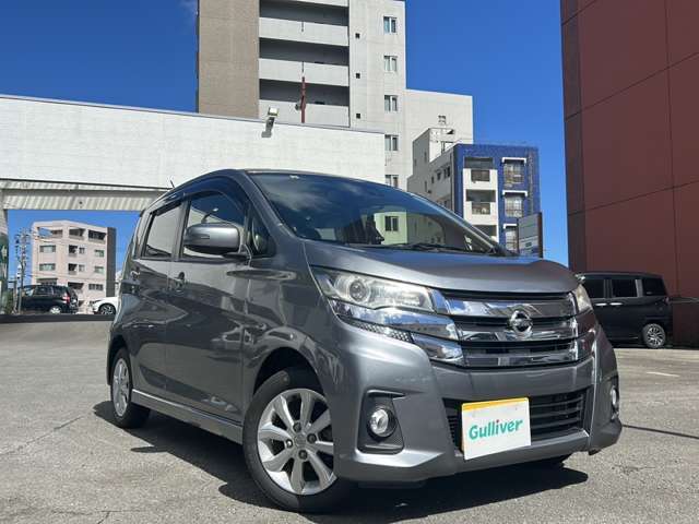 こちら右斜前の写真です。常に新鮮な状態を保つために、車両は洗車して！まずはお気軽にお問い合わせください。【フリーダイヤル】もご用意しております。