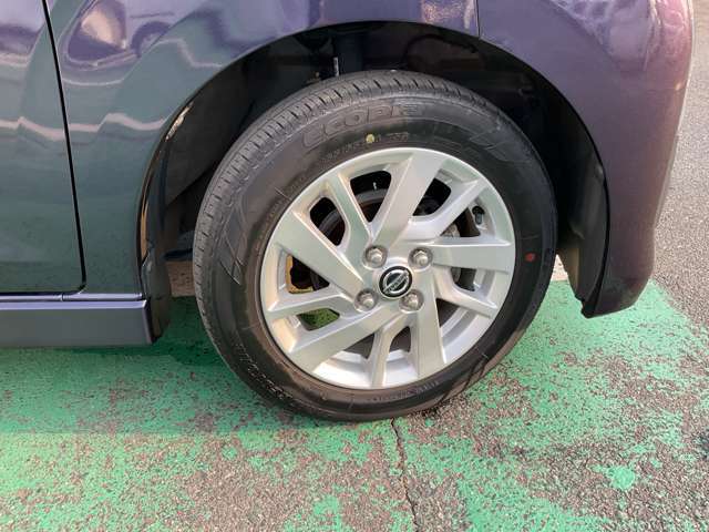 タイヤサイズは155/65R14純正アルミホイール付き！（夏タイヤ装着）冬タイヤ、ホイール注文も承っております☆