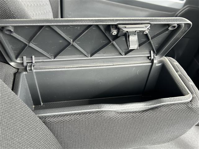 店舗にて現車の確認もいただけますので、お電話で在庫のご確認の上是非ご来店くださいませ！！！