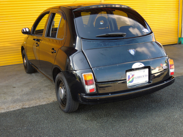 軽自動車・軽バン・国産車・外車・希少車まで幅広くお取り扱いしております。三重県だけではなく、北海道から沖縄までお車を納車いたしております。お気軽にご相談くださいませ。
