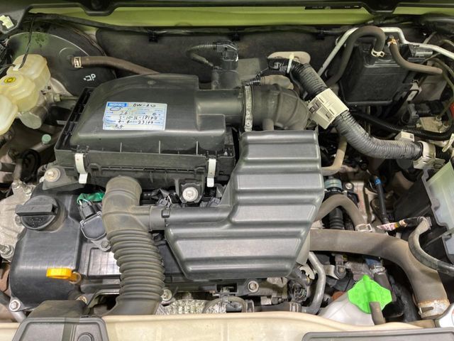 親切・丁寧な専門メカニックスタッフが応対！・車検・点検整備・事故等の修理などアフターサービスも安心。お車のカスタマイズもネクステージのサービススタッフまでご相談ください！